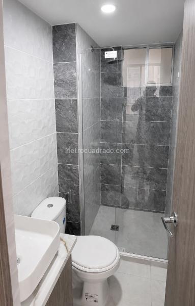 Piso – Barranquilla, Alameda del Rio - Más