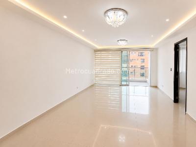 Apartamento en venta en Altos De Riomar, Barranquilla · foto 2 de 9