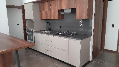 Apartamento de 3 alcobas en venta en El Poblado Las Palmas, Medellín, 133 m² · foto 2 de 12