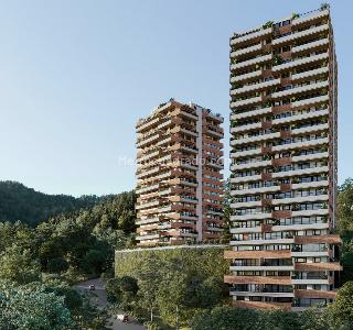 Apartamento de 3 alcobas en venta en El Poblado Las Palmas, Medellín, 133 m² · foto 3 de 12