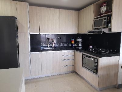 Apartamento de 3 alcobas en venta en Envigado Altos De Misael, Envigado, 72 m² · foto 1 de 16