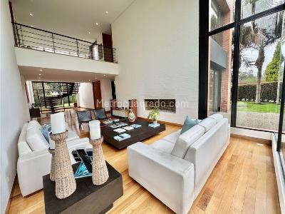 Casa de 3 alcobas en venta en Guaymaral, Bogotá, 1500 m² · foto 4 de 20