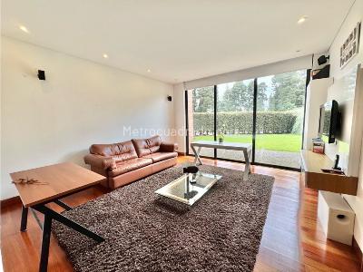 Casa de 3 alcobas en venta en Guaymaral, Bogotá, 1500 m² · foto 20 de 20