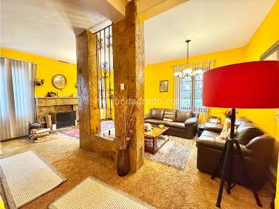 Casa en venta en Los Rosales, Bogotá · foto 9 de 20