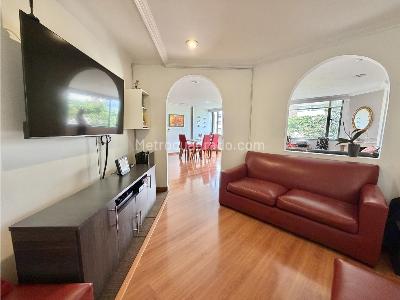 Apartamento de 3 alcobas en venta en Molinos Norte, Bogotá, 139 m² · foto 5 de 15
