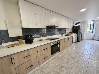 Apartamento de 3 alcobas en venta en Molinos Norte, Bogotá, 139 m² · foto 6 de 15