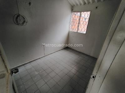 Casa de 2 alcobas en venta en Limoncito, Floridablanca, 62 m² · foto 16 de 18