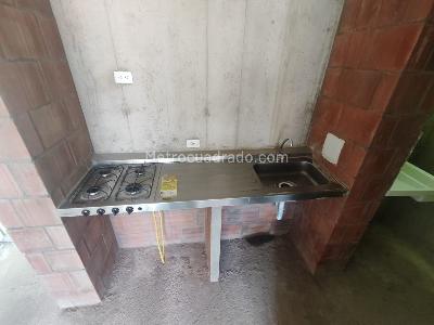 Apartamento de 2 alcobas en venta en Quebrada La Iglesia, Bucaramanga, 53 m² · foto 3 de 14