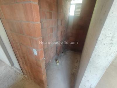 Apartamento de 2 alcobas en venta en Quebrada La Iglesia, Bucaramanga, 53 m² · foto 9 de 14