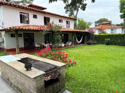 Casa de 4 alcobas en venta en Pance, Cali, 802 m² · foto 2 de 10
