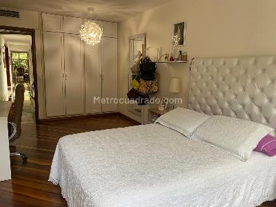 Apartamento de 3 alcobas en venta en Santa Teresita, Cali, 200 m² · foto 13 de 20
