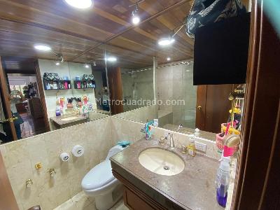Apartamento de 3 alcobas en venta en Santa Teresita, Cali, 200 m² · foto 15 de 20