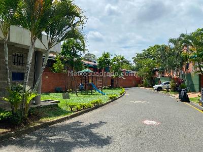 Casa de 4 alcobas en venta en El Ingenio I, Cali, 127 m² · foto 2 de 17
