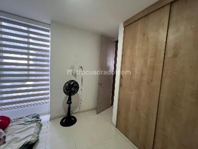 Apartamento de 3 alcobas en venta en El Refugio, Cali, 68 m² · foto 8 de 9