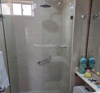 Apartamento de 3 alcobas en venta en Ciudad Jardin, Cali, 90 m² · foto 16 de 18