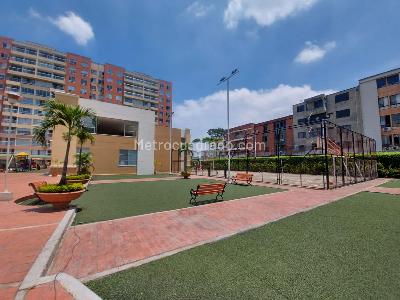 Apartamento de 3 alcobas en venta en Ciudad Jardin, Cali, 90 m² · foto 2 de 18