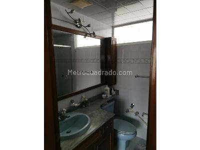 Apartamento en venta en Santa Barbara, Bogotá · foto 3 de 15