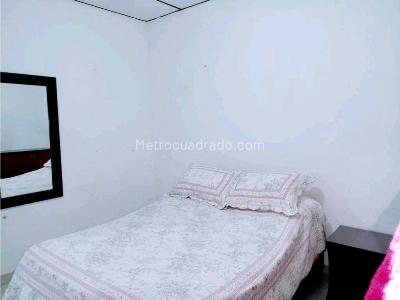 Casa de 4 alcobas en venta en Ciudad Porfia, Villavicencio, 96 m² · foto 6 de 8
