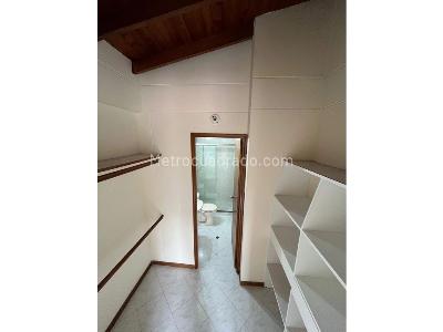 Apartamento de 3 alcobas en venta en Porton Del Escobero, Envigado, 97 m² · foto 8 de 13
