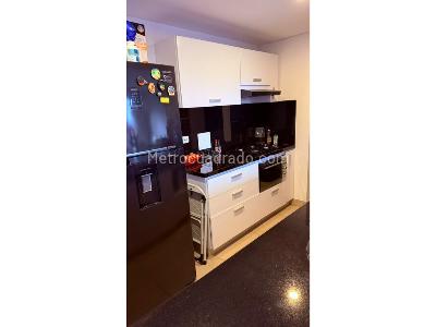 Apartamento de 3 alcobas en venta en Gran Granada, Bogotá, 80 m² · foto 2 de 7