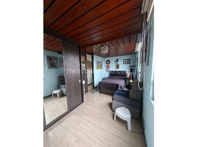 Apartamento de 2 alcobas en venta en Gran Granada, Bogotá, 74 m² · foto 8 de 11
