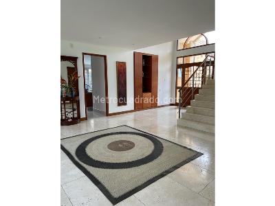 Casa en venta en Guaymaral, Bogotá · foto 2 de 20