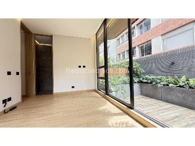 Apartamento de 1 alcoba en venta en Chico Reservado, Bogotá, 92 m² · foto 8 de 20