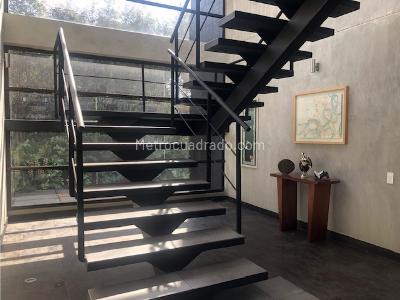 Casa de 4 alcobas en venta en Guaymaral, Bogotá, 474 m² · foto 2 de 20