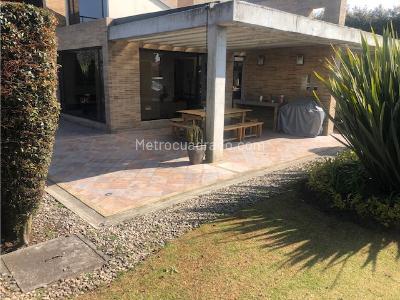 Casa de 4 alcobas en venta en Guaymaral, Bogotá, 474 m² · foto 8 de 20