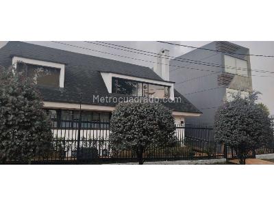 Casa en venta en Niza, Bogotá · foto 2 de 20