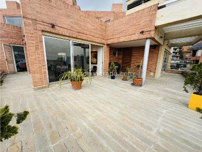 Apartamento de 4 alcobas en venta en Los Rosales, Bogotá, 513 m² · foto 13 de 14