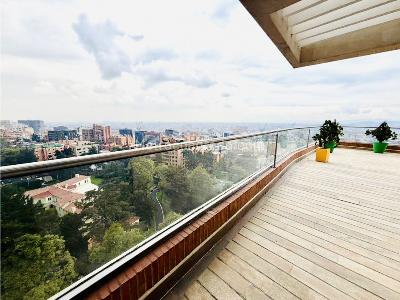 Apartamento de 4 alcobas en venta en Los Rosales, Bogotá, 513 m² · foto 14 de 14