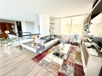 Apartamento de 4 alcobas en venta en Bella Suiza, Bogotá, 300 m² · foto 3 de 14
