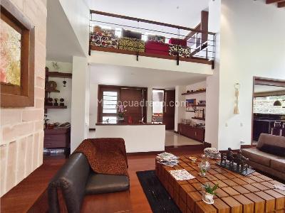 Casa de 4 alcobas en venta en Kalamary, Chía, 410 m² · foto 5 de 20