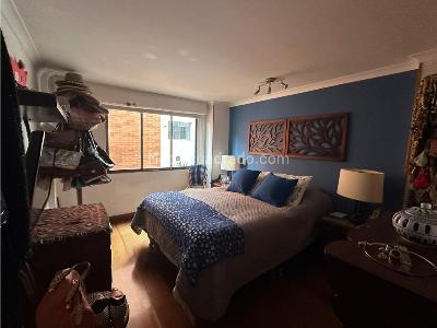 Apartamento de 3 alcobas en venta en Chico, Bogotá, 122 m² · foto 8 de 11
