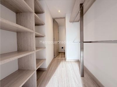 Apartamento en venta en San Patricio, Bogotá · foto 3 de 16