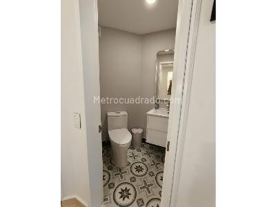 Apartamento de 3 alcobas en venta en Recodo Del Country, Bogotá, 141 m² · foto 3 de 20