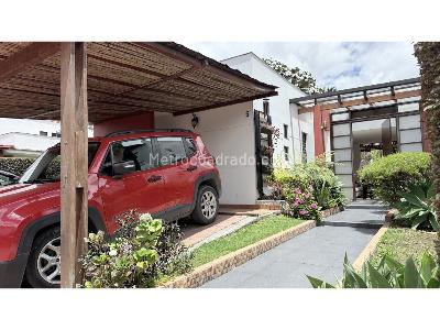 Casa de 4 alcobas en venta en Vereda La Balsa, Chía, 265 m² · foto 2 de 11