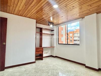 Apartamento en venta en Portales Del Norte, Bogotá · foto 14 de 20