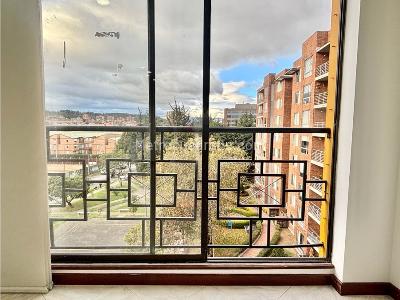 Apartamento en venta en Portales Del Norte, Bogotá · foto 4 de 20