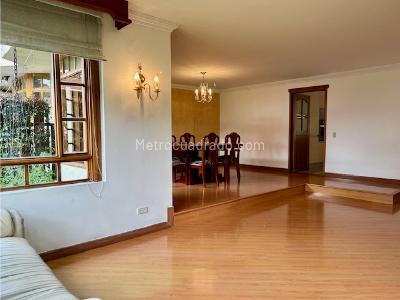 Casa de 4 alcobas en venta en San Jose De Bavaria, Bogotá, 220 m² · foto 10 de 20