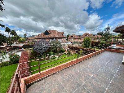Casa de 4 alcobas en venta en San Jose De Bavaria, Bogotá, 220 m² · foto 3 de 20