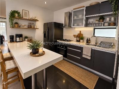 Apartamento en venta en Chico Navarra, Bogotá · foto 3 de 9
