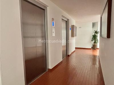 Apartamento en venta en Chico Norte, Bogotá · foto 13 de 16