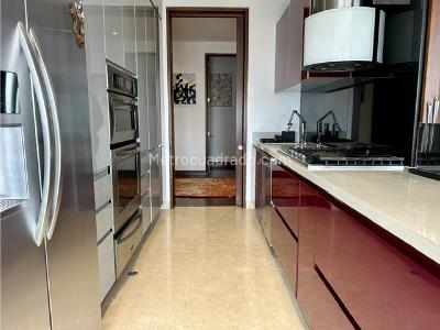 Apartamento en venta en Los Rosales, Bogotá · foto 8 de 20