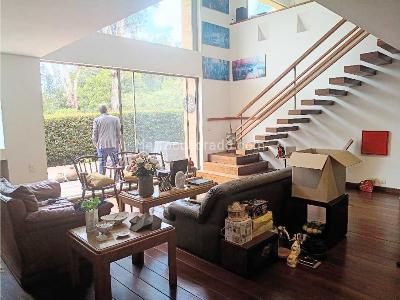 Apartamento de 4 alcobas en venta en Balcones De Lindaraja, Bogotá, 316 m² · foto 3 de 20