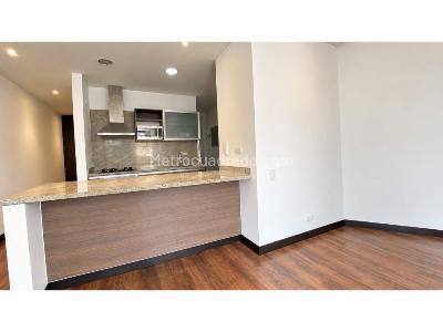 Apartaestudio en arriendo en Bella Suiza, Bogotá, 59 m² · foto 2 de 18