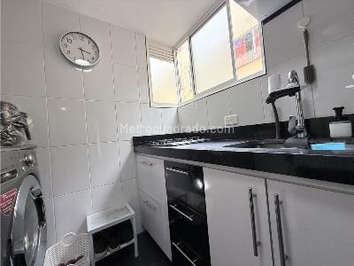 Apartamento de 3 alcobas en venta en Usaquen, Bogotá, 53 m² · foto 8 de 12