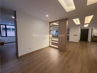 Apartamento de 3 alcobas en venta en Chico Norte, Bogotá, 178 m² · foto 5 de 20