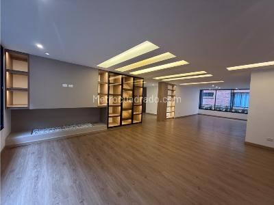 Apartamento de 3 alcobas en venta en Chico Norte, Bogotá, 178 m² · foto 8 de 20